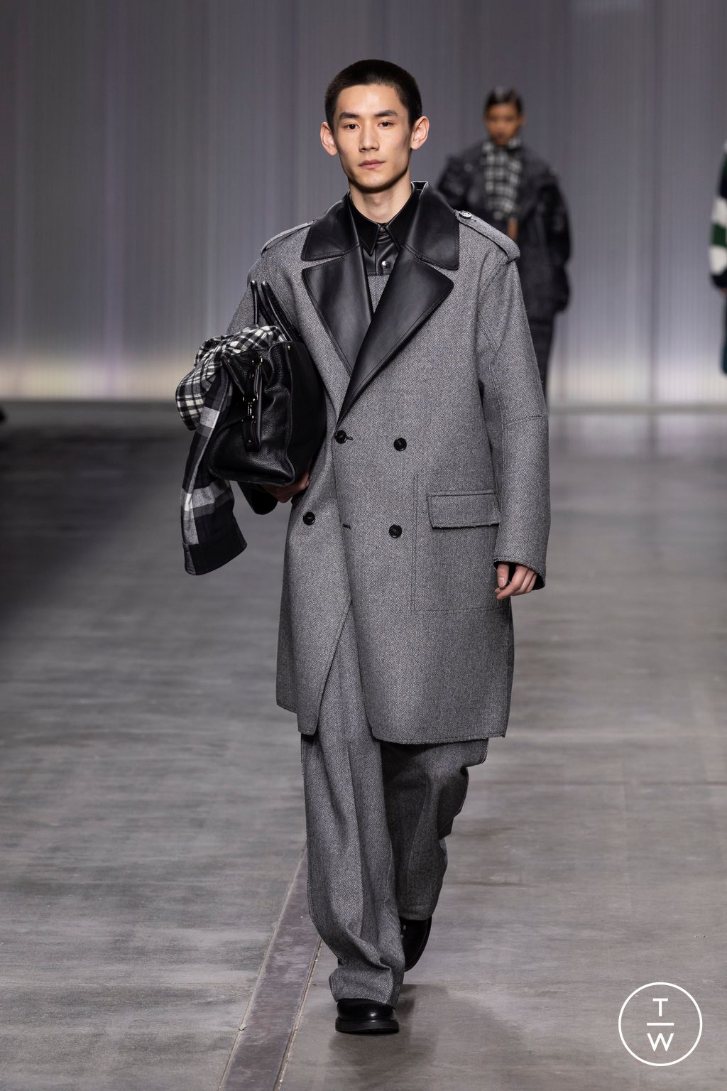 Fashion Week Milan Fall/Winter 2024 look 21 from the Iceberg collection womenswear