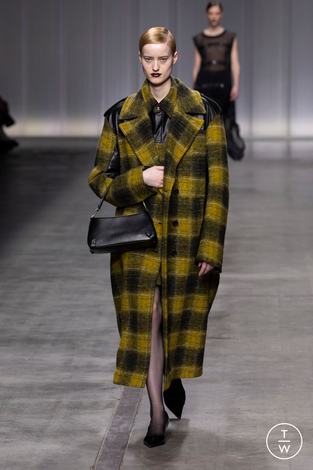 Fashion Week Milan Fall/Winter 2024 look 32 from the Iceberg collection 女装