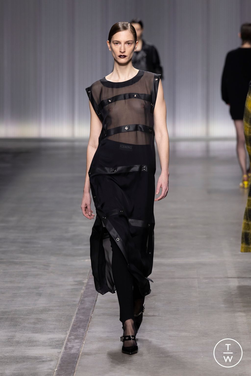 Fashion Week Milan Fall/Winter 2024 look 33 from the Iceberg collection 女装