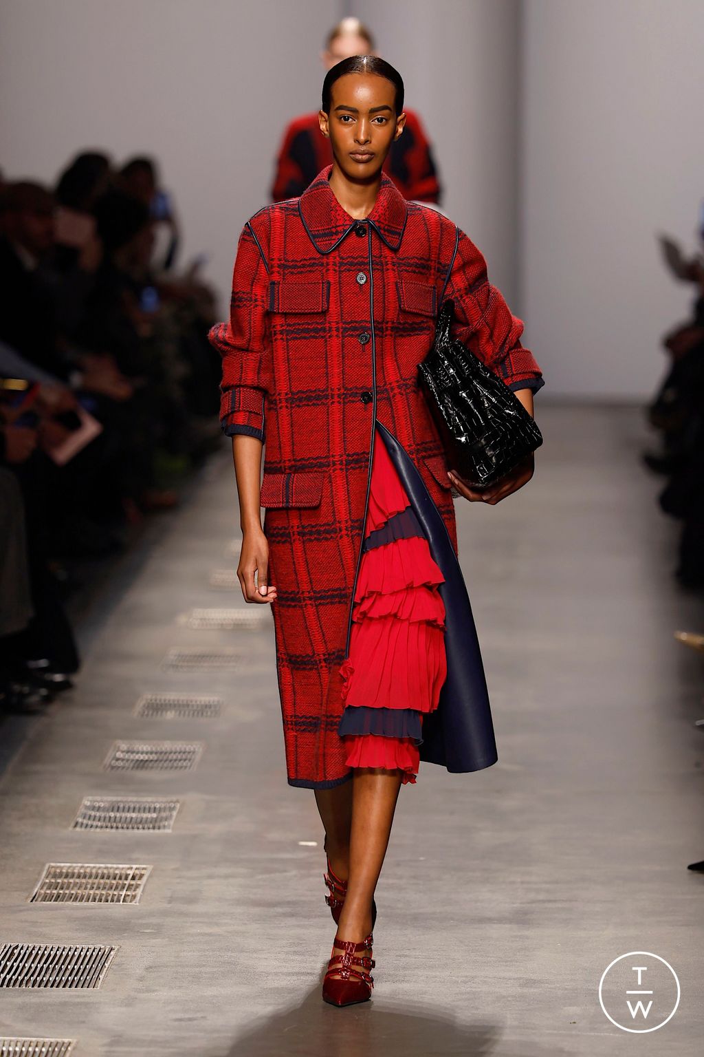 Fashion Week Milan Fall/Winter 2025 look 14 from the Iceberg collection womenswear