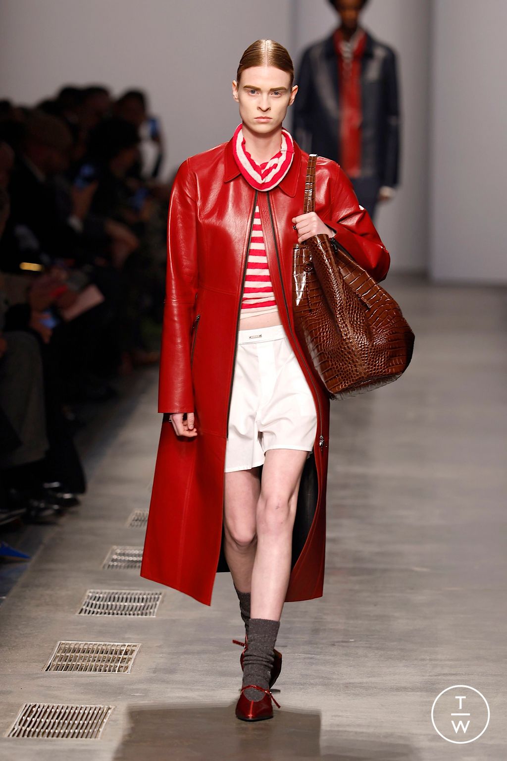 Fashion Week Milan Fall/Winter 2025 look 18 de la collection Iceberg womenswear