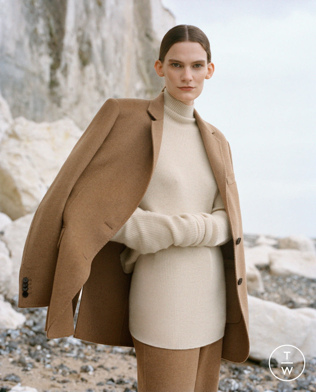 Fashion Week Paris Fall/Winter 2020 look 4 de la collection ICICLE Natural Way Capsule Collection womenswear