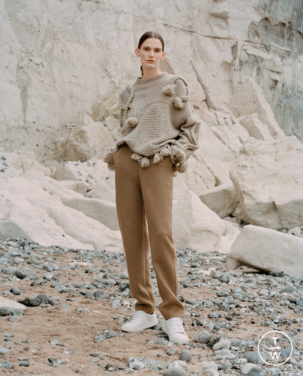 Fashion Week Paris Fall/Winter 2020 look 5 from the ICICLE Natural Way Capsule Collection collection 女装