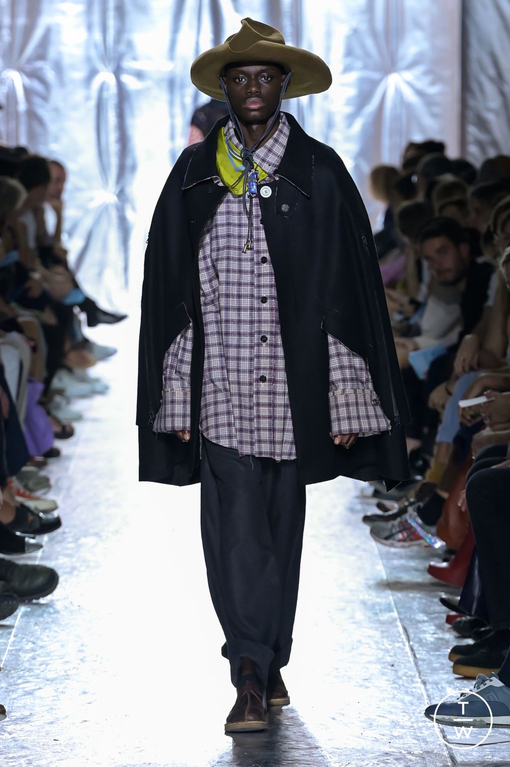 Fashion Week Paris Spring/Summer 2023 look 10 from the Festival de Hyères 2022 collection womenswear