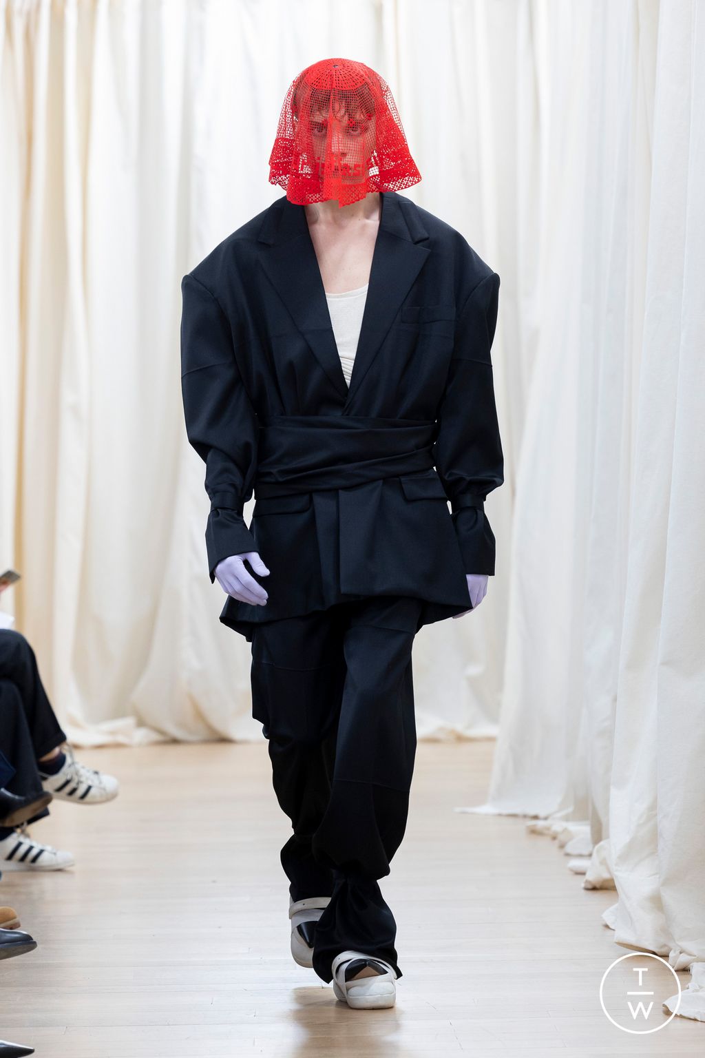 Fashion Week Paris Fall/Winter 2023 look 10 from the IFM PARIS collection womenswear