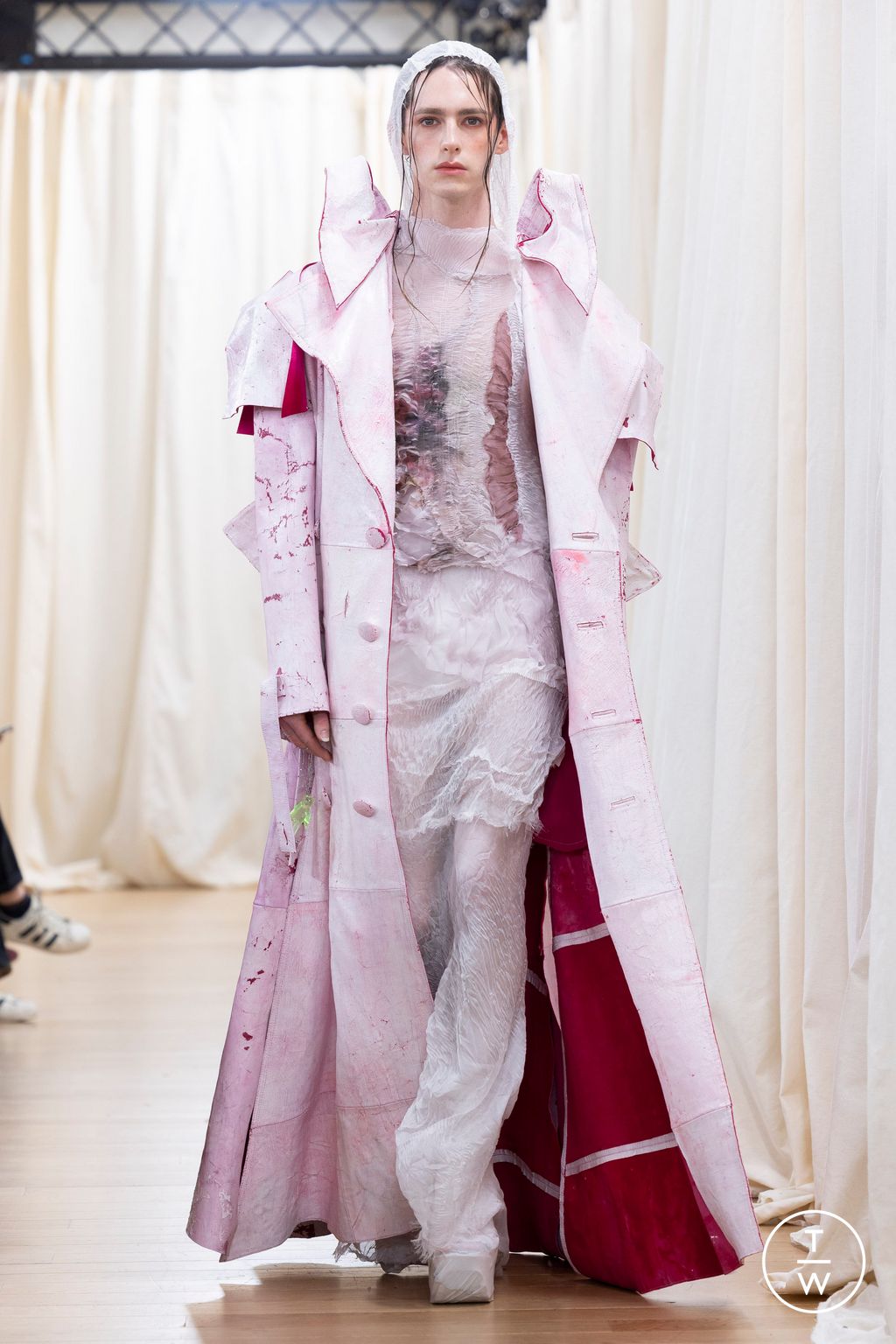 Fashion Week Paris Fall/Winter 2023 look 33 from the IFM PARIS collection womenswear