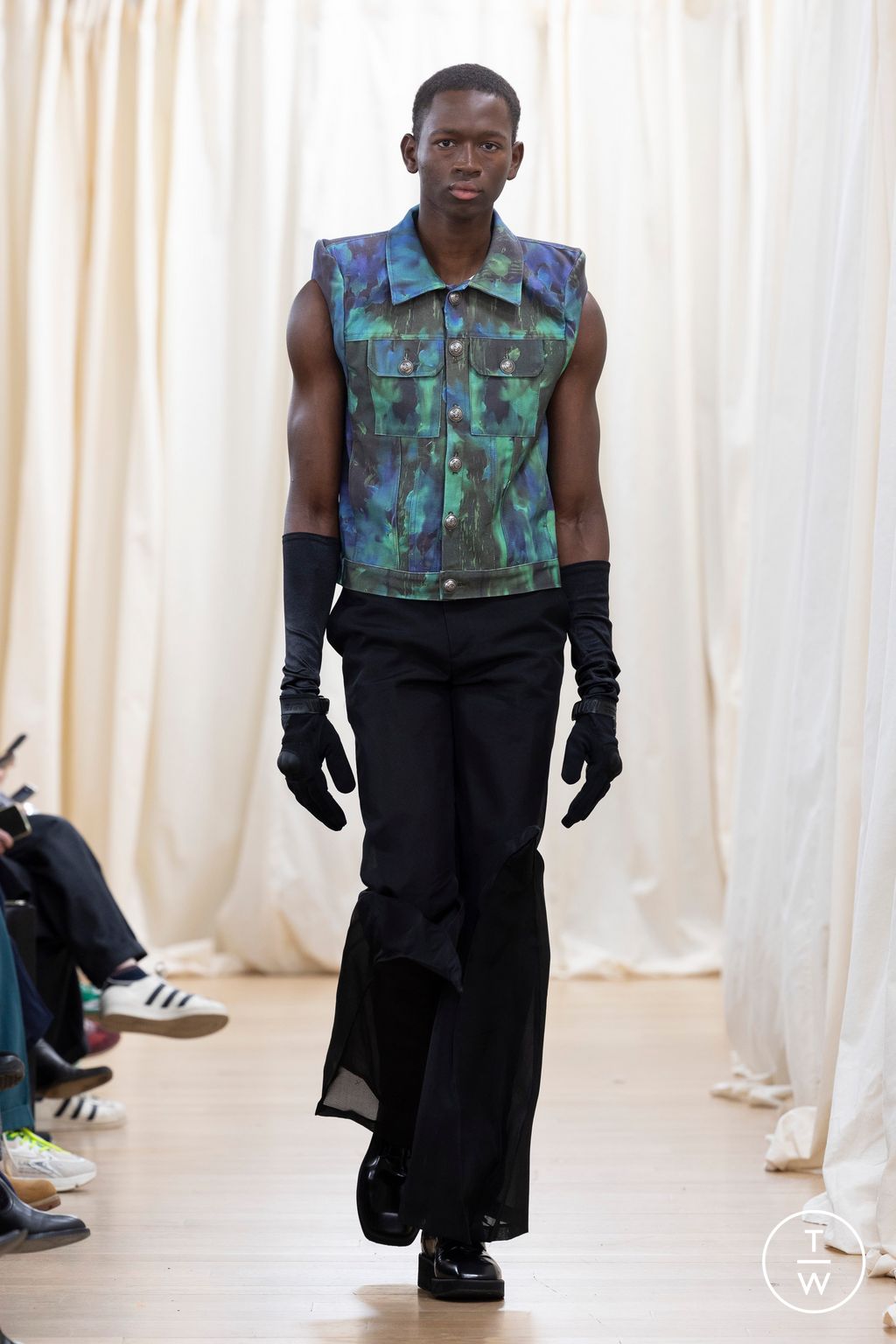 Fashion Week Paris Fall/Winter 2023 look 47 from the IFM PARIS collection womenswear