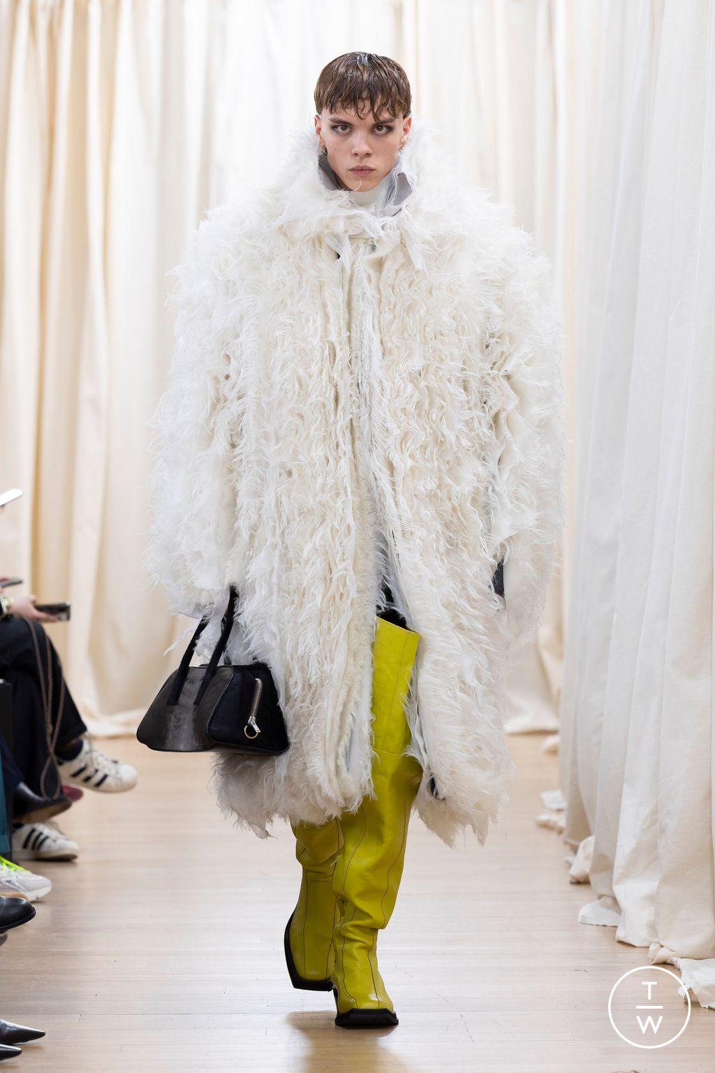 Fashion Week Paris Fall/Winter 2023 look 58 from the IFM PARIS collection womenswear