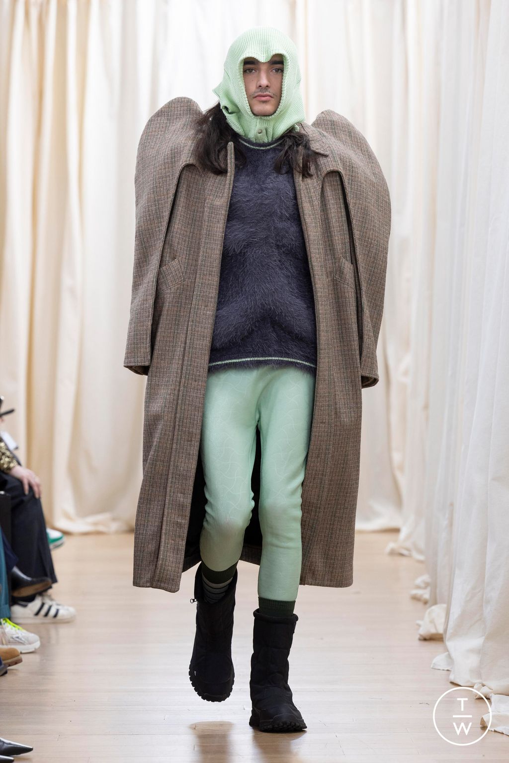 Fashion Week Paris Fall/Winter 2023 look 87 from the IFM PARIS collection womenswear