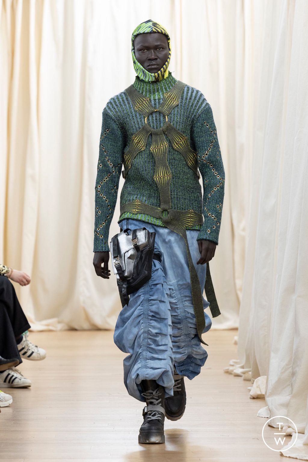 Fashion Week Paris Fall/Winter 2023 look 91 from the IFM PARIS collection 女装