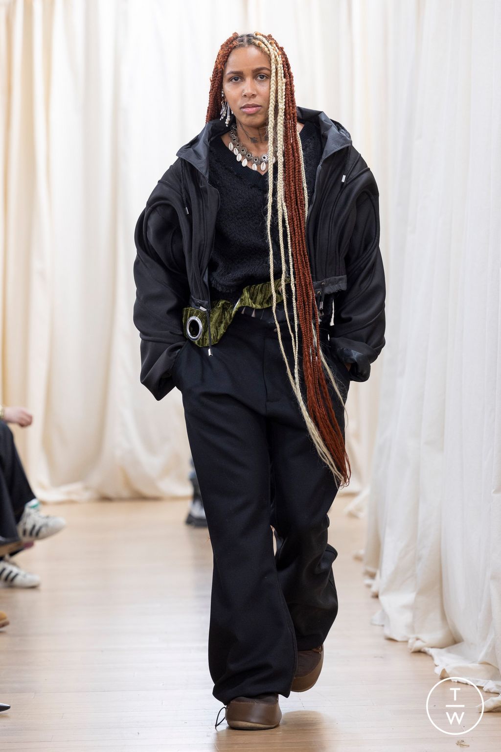 Fashion Week Paris Fall/Winter 2023 look 96 from the IFM PARIS collection womenswear