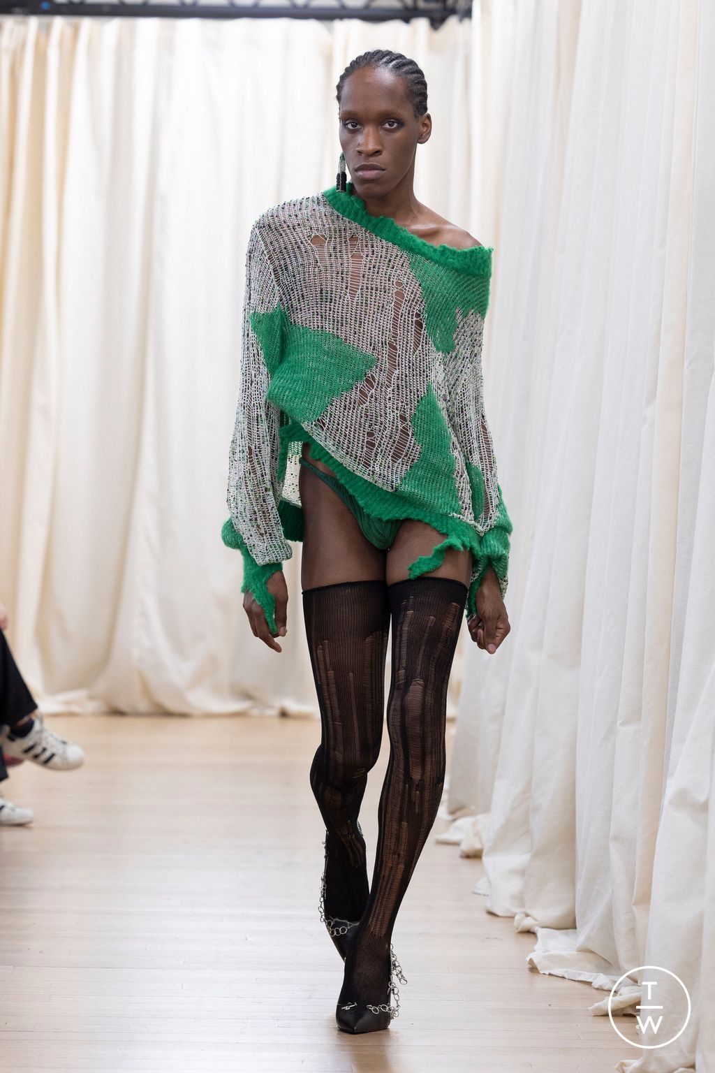 Fashion Week Paris Fall/Winter 2023 look 120 from the IFM PARIS collection 女装
