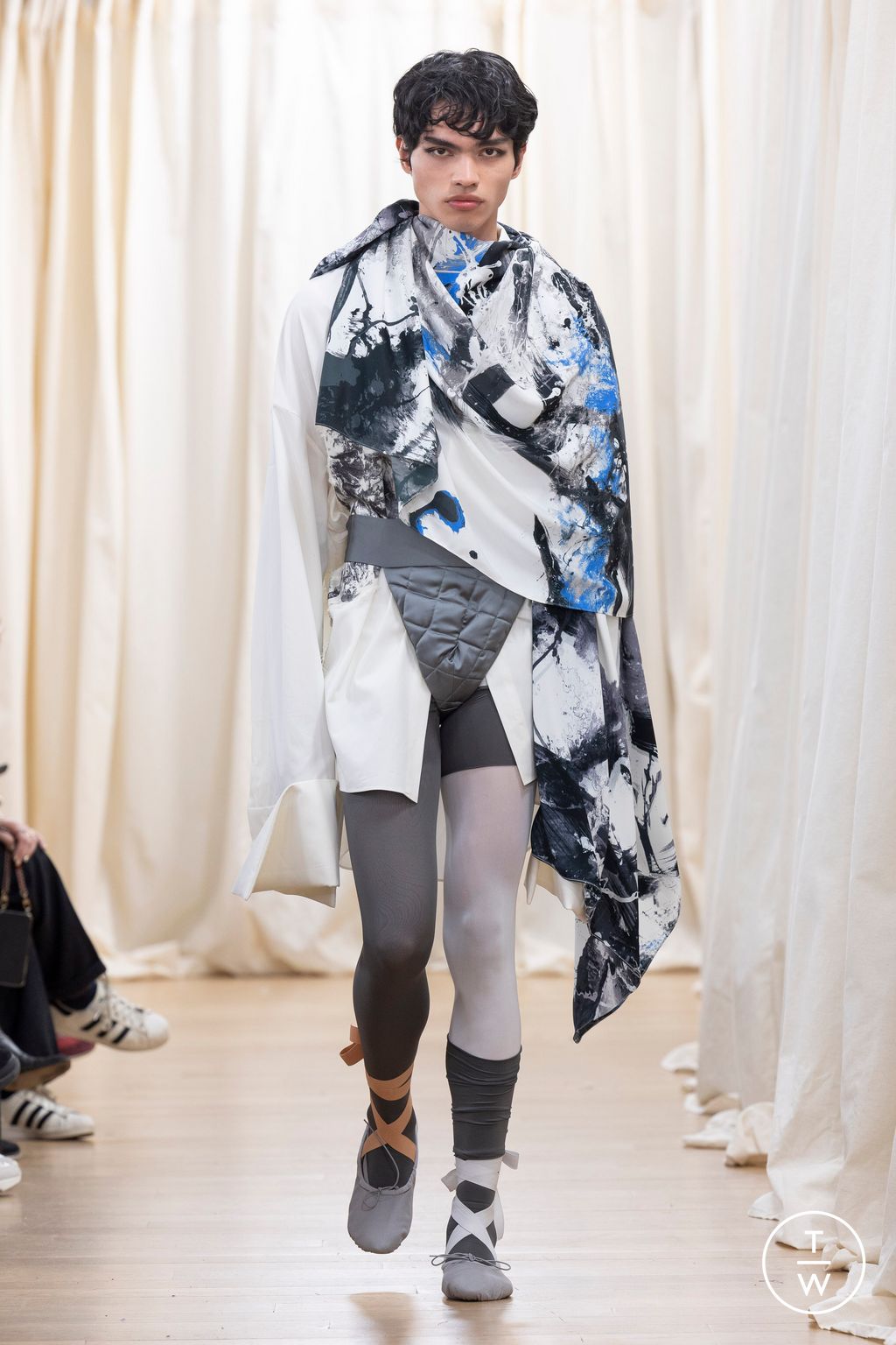 Fashion Week Paris Fall/Winter 2023 look 133 from the IFM PARIS collection 女装