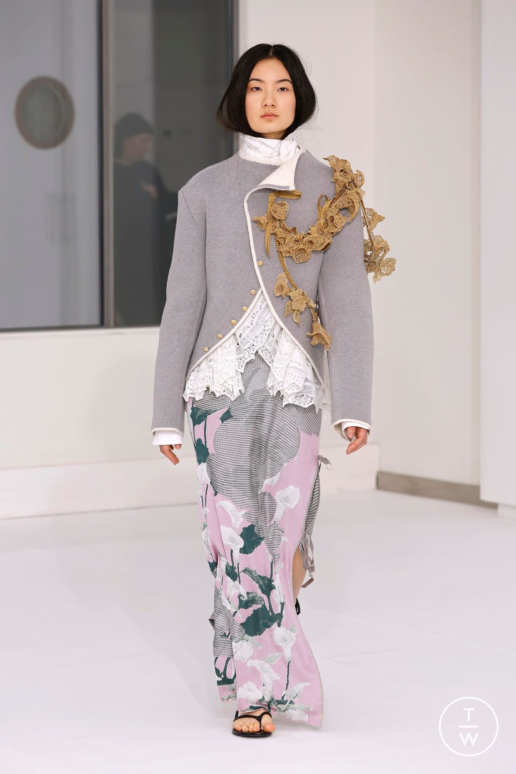 Fashion Week Paris Fall/Winter 2026 look 9 from the IFM PARIS collection womenswear