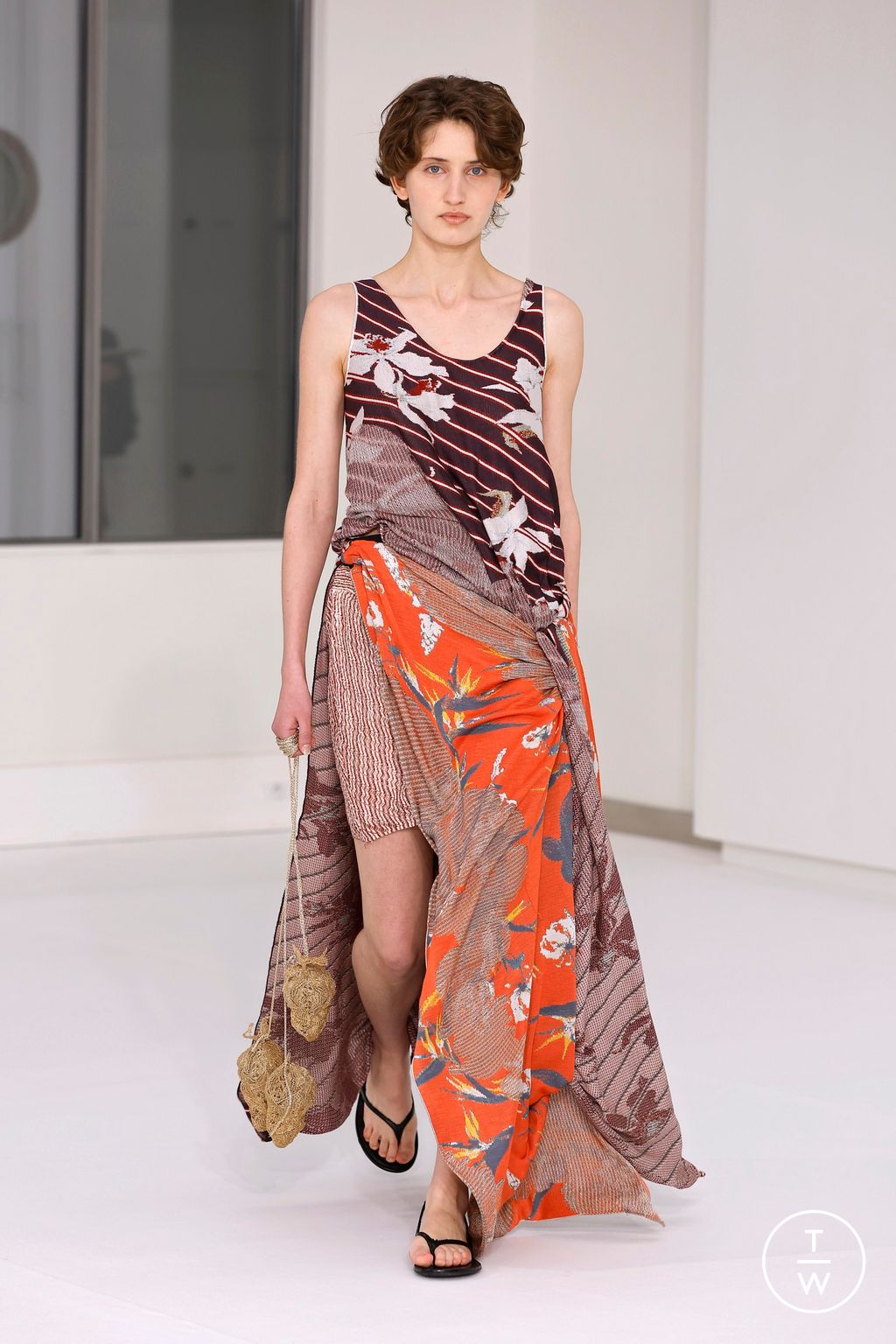 Fashion Week Paris Fall/Winter 2026 look 10 from the IFM PARIS collection womenswear