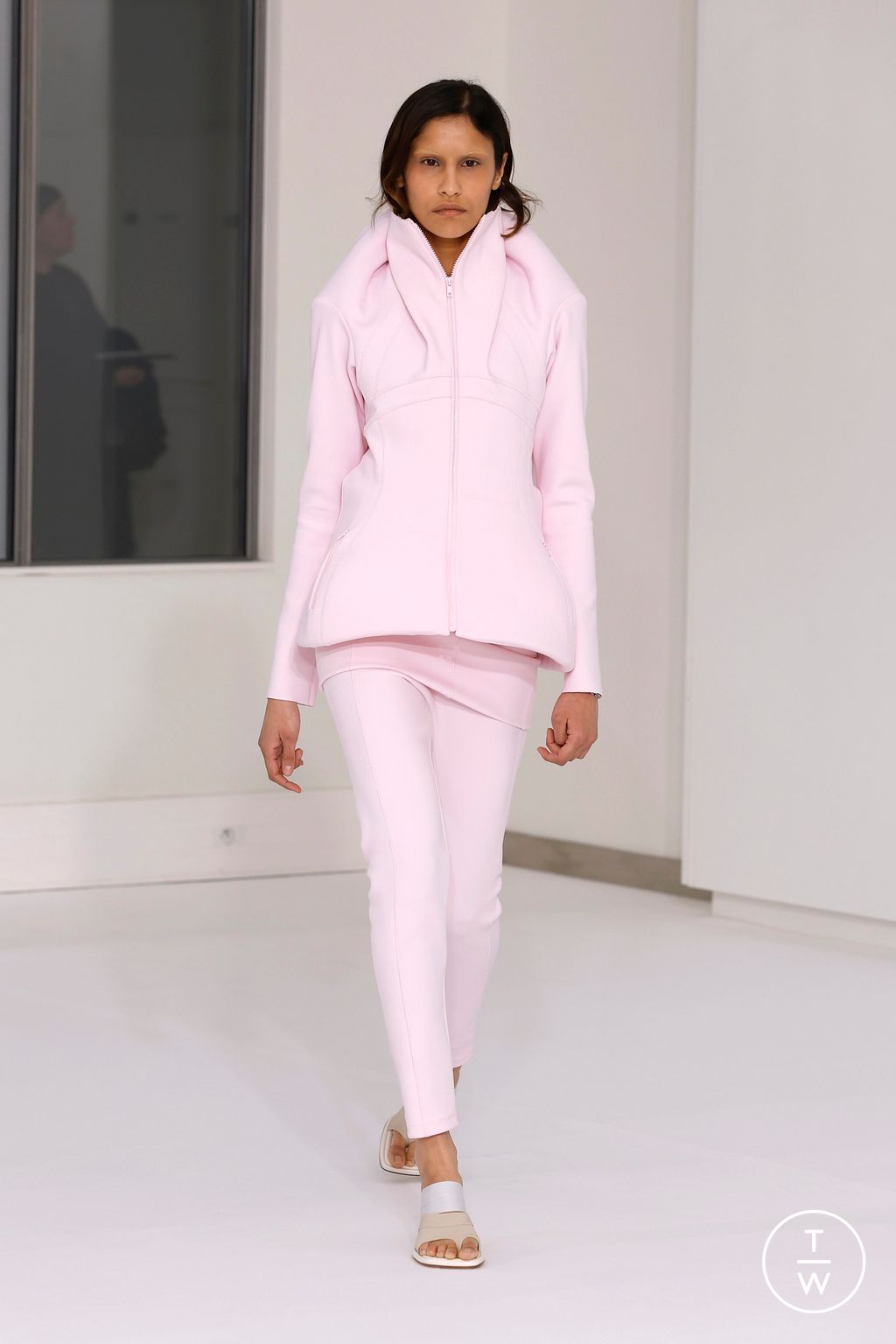 Fashion Week Paris Fall/Winter 2026 look 17 from the IFM PARIS collection womenswear