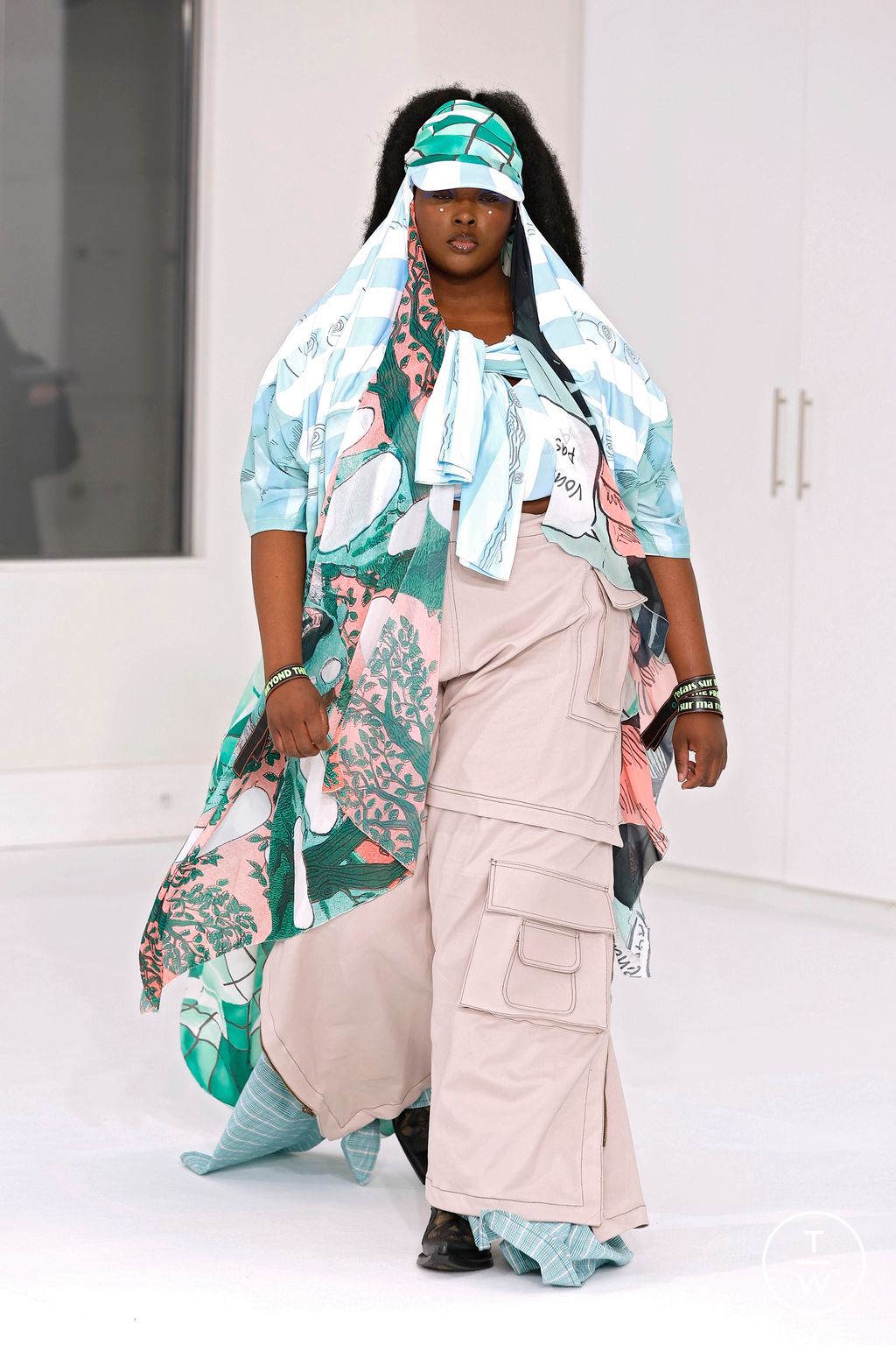 Fashion Week Paris Fall/Winter 2026 look 28 from the IFM PARIS collection womenswear