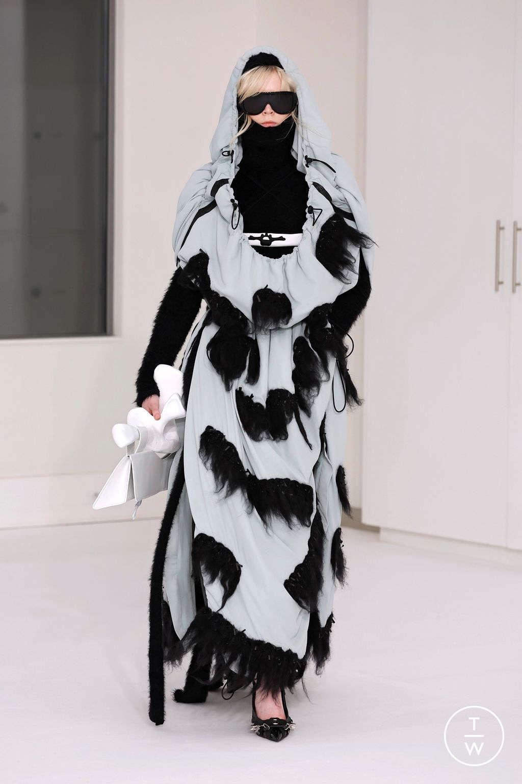 Fashion Week Paris Fall/Winter 2026 look 36 from the IFM PARIS collection womenswear