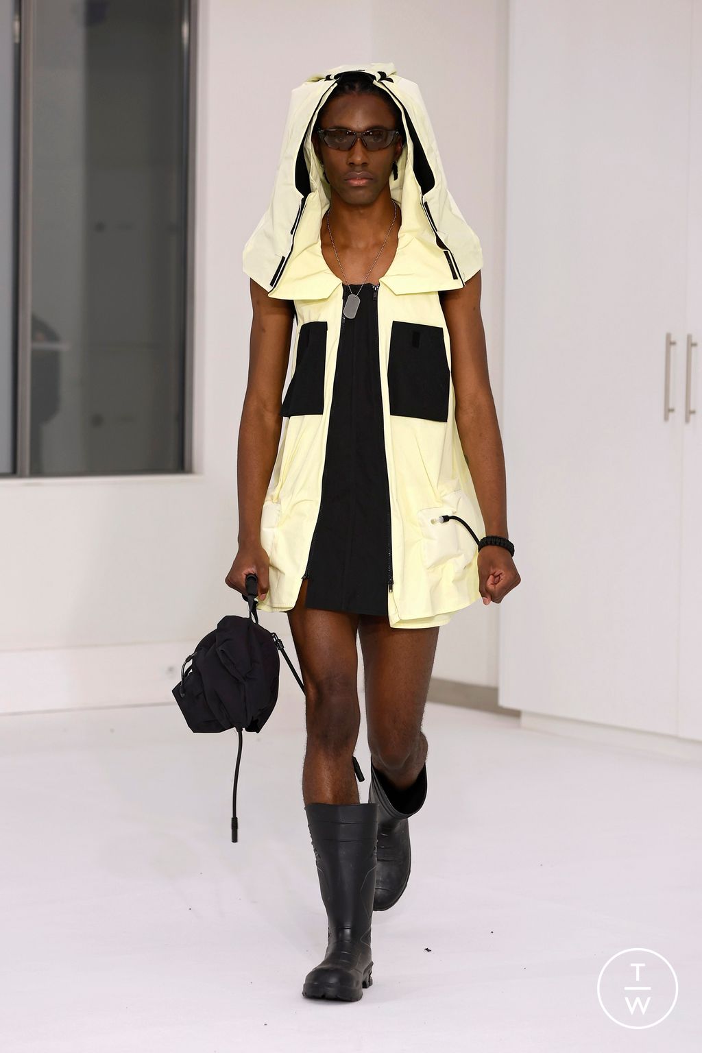 Fashion Week Paris Fall/Winter 2026 look 61 from the IFM PARIS collection womenswear