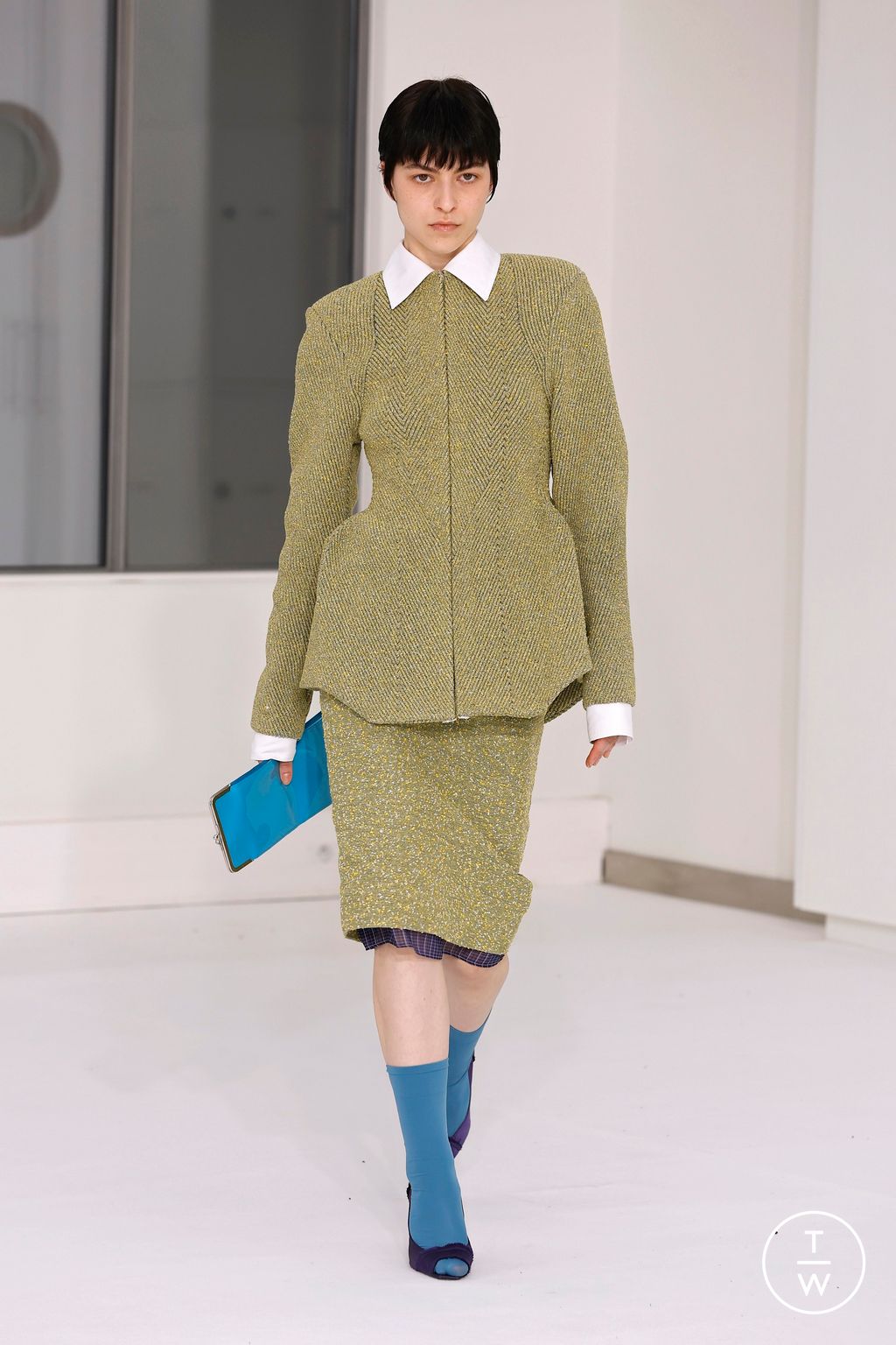 Fashion Week Paris Fall/Winter 2026 look 75 from the IFM PARIS collection womenswear