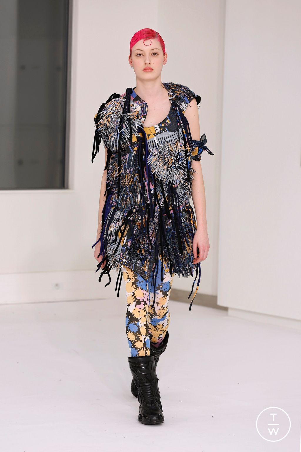 Fashion Week Paris Fall/Winter 2026 look 114 from the IFM PARIS collection womenswear