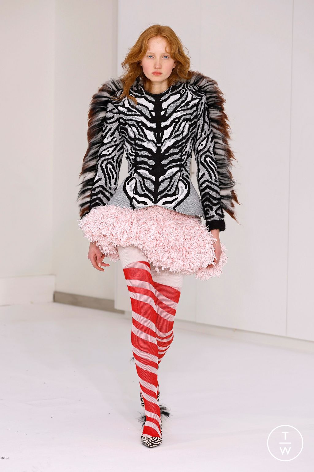 Fashion Week Paris Fall/Winter 2026 look 118 from the IFM PARIS collection womenswear