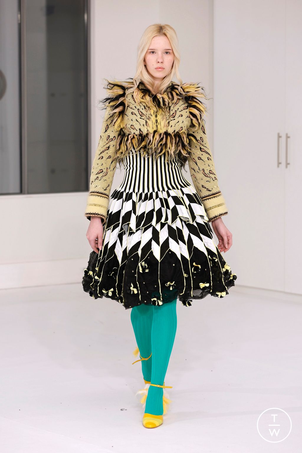 Fashion Week Paris Fall/Winter 2026 look 123 de la collection IFM PARIS womenswear