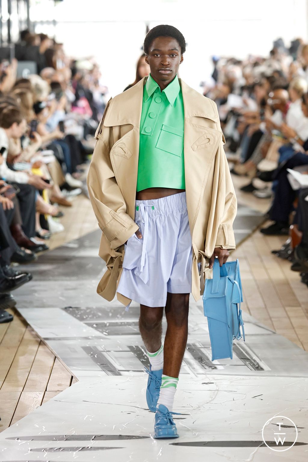 Fashion Week Paris Spring-Summer 2025 look 21 from the IFM PARIS collection 男装