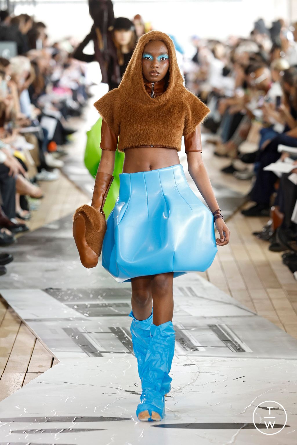 Fashion Week Paris Spring-Summer 2025 look 25 de la collection IFM PARIS menswear
