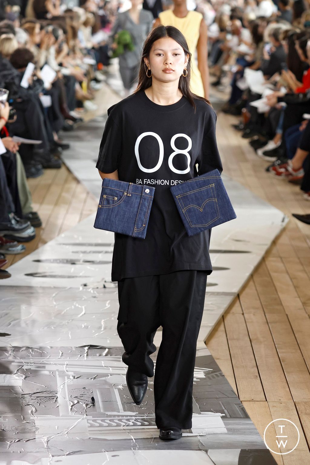 Fashion Week Paris Spring/Summer 2025 look 50 from the IFM PARIS collection menswear