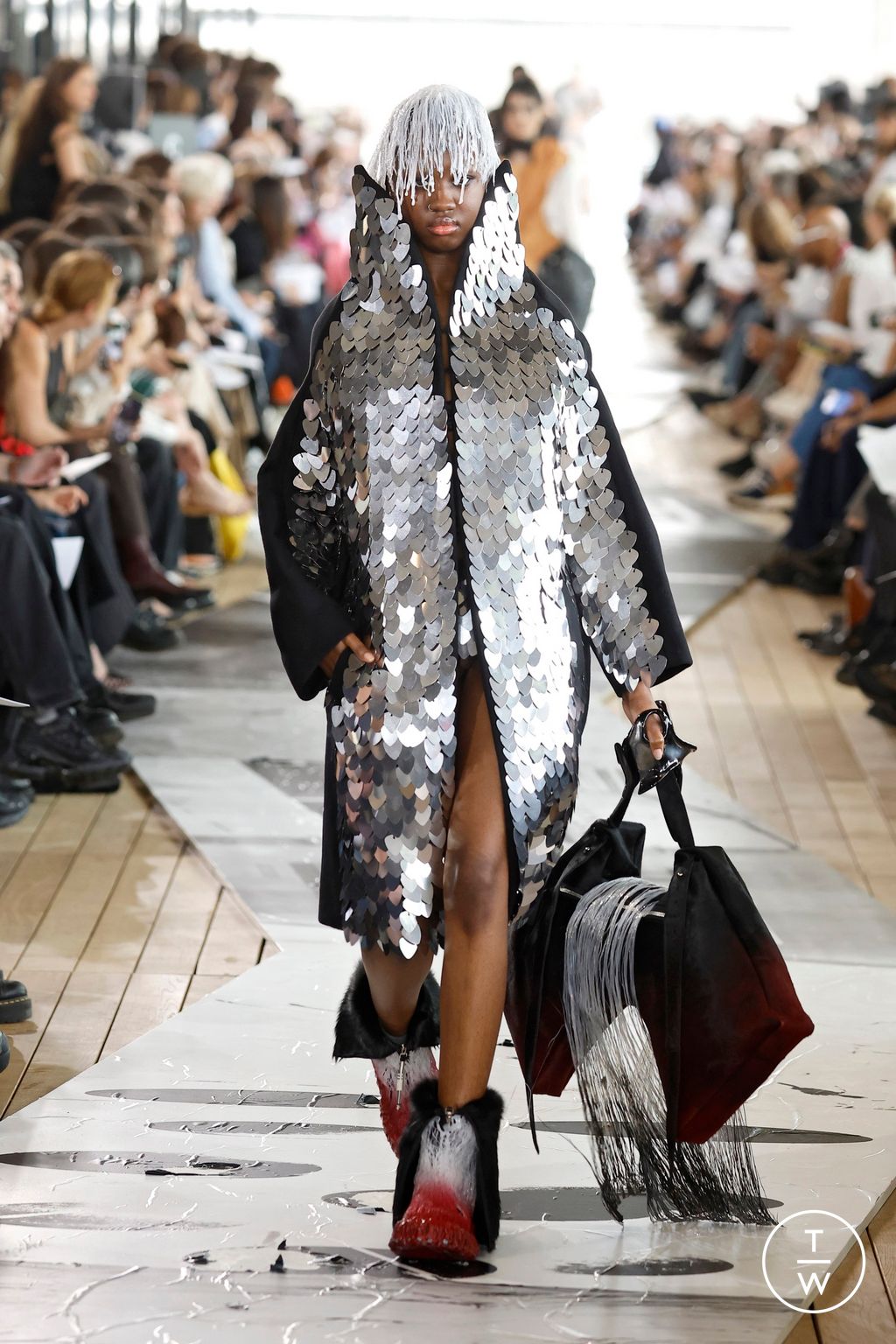 Fashion Week Paris Spring/Summer 2025 look 61 from the IFM PARIS collection menswear