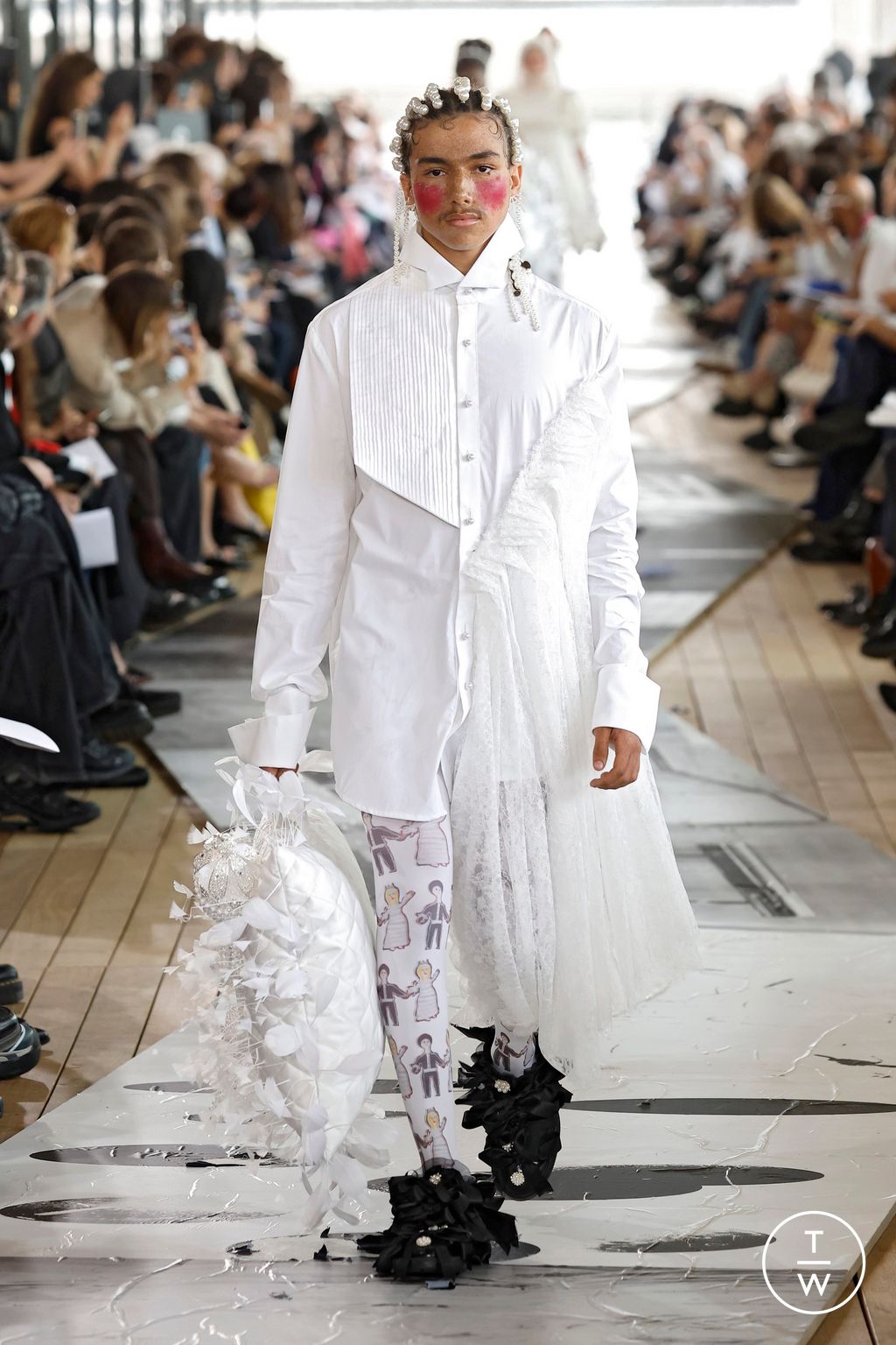Fashion Week Paris Spring/Summer 2025 look 81 from the IFM PARIS collection menswear