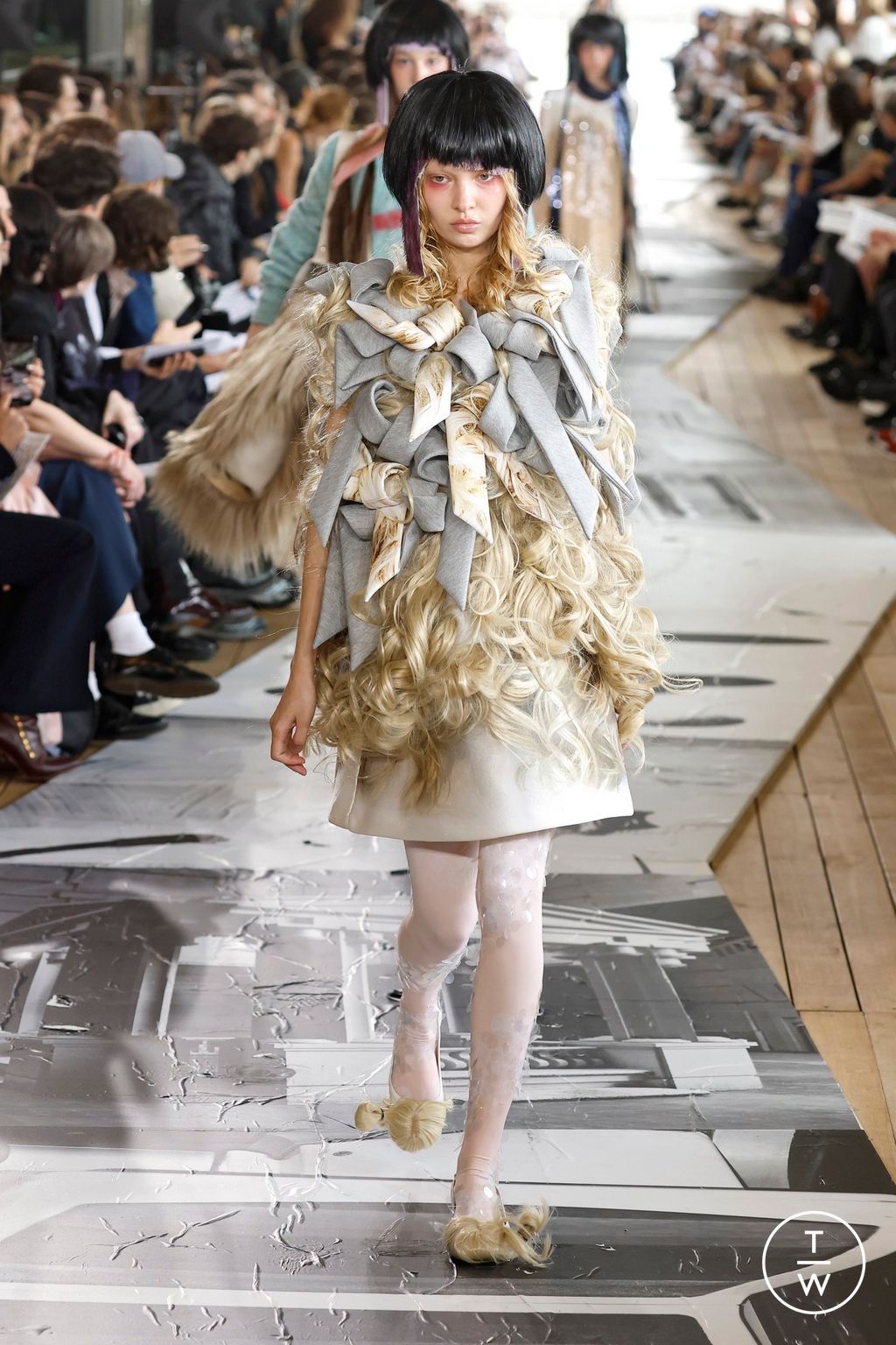 Fashion Week Paris Spring/Summer 2025 look 108 from the IFM PARIS collection menswear