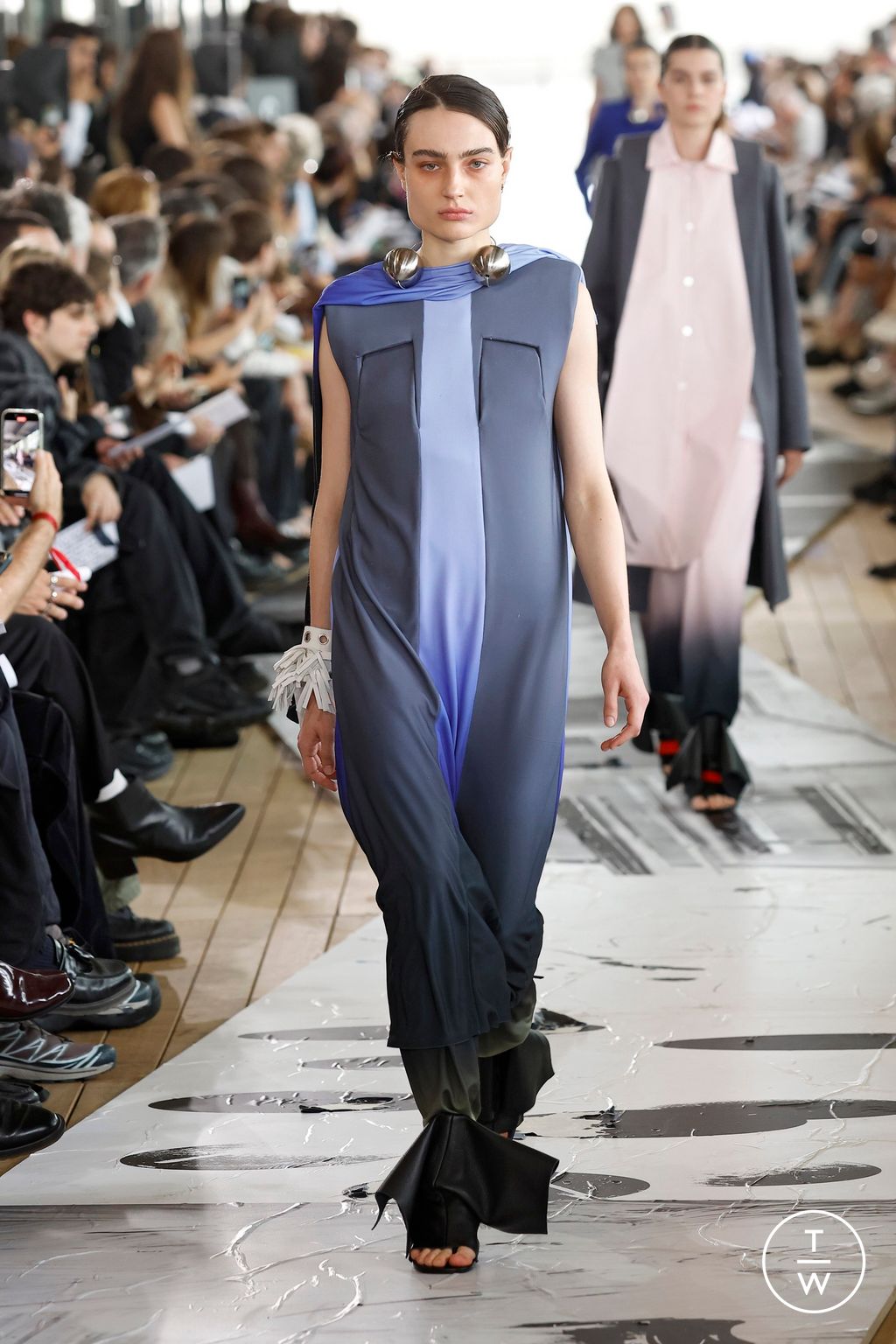 Fashion Week Paris Spring/Summer 2025 look 130 from the IFM PARIS collection menswear