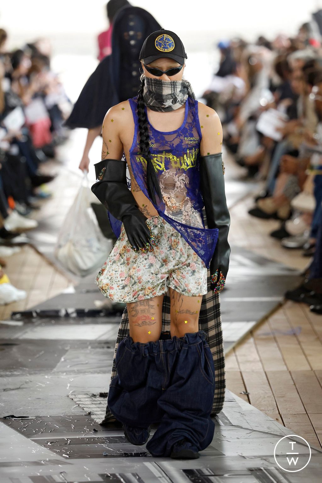 Fashion Week Paris Spring-Summer 2025 look 171 from the IFM PARIS collection 男装