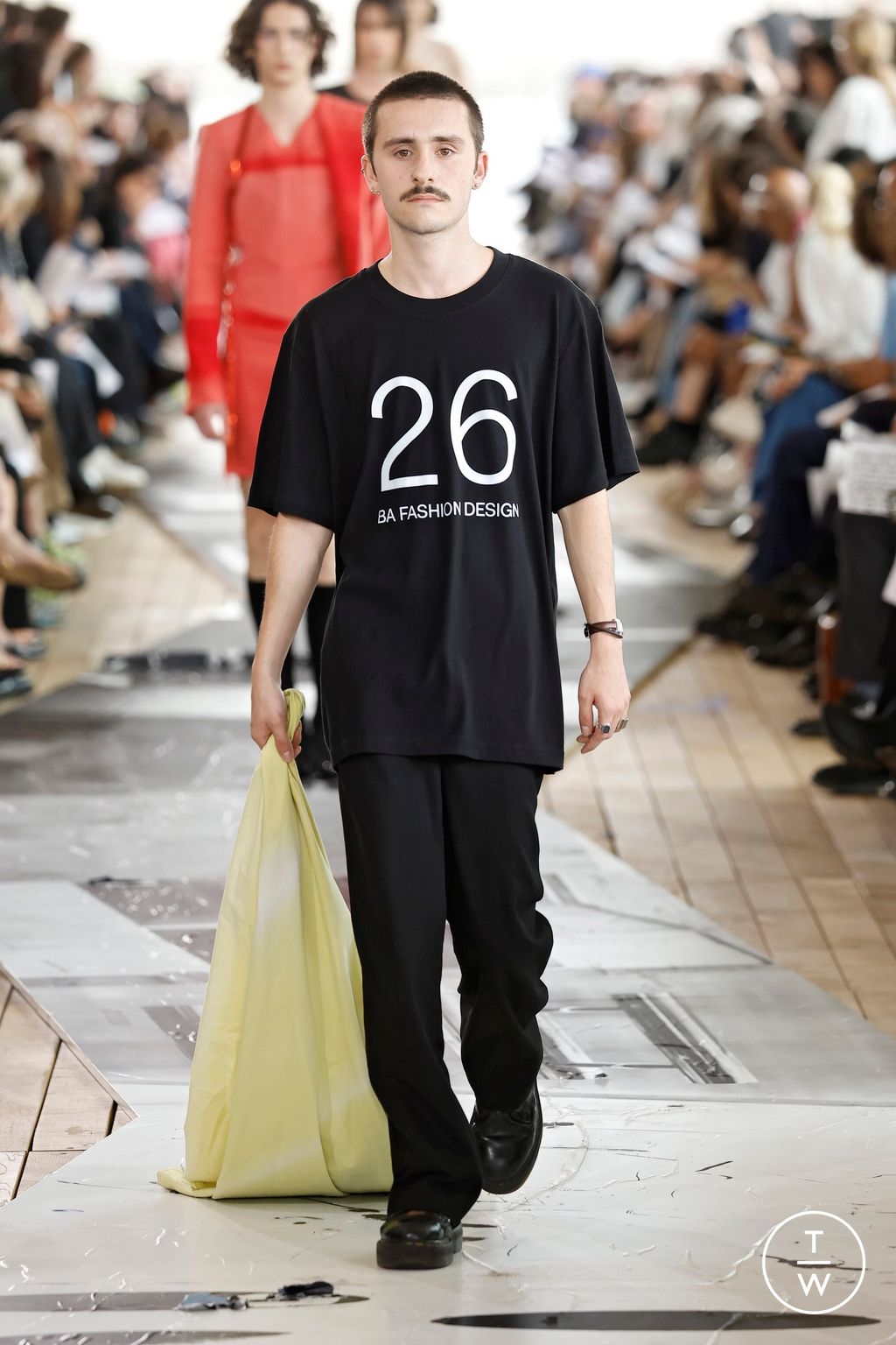 Fashion Week Paris Spring/Summer 2025 look 176 from the IFM PARIS collection menswear