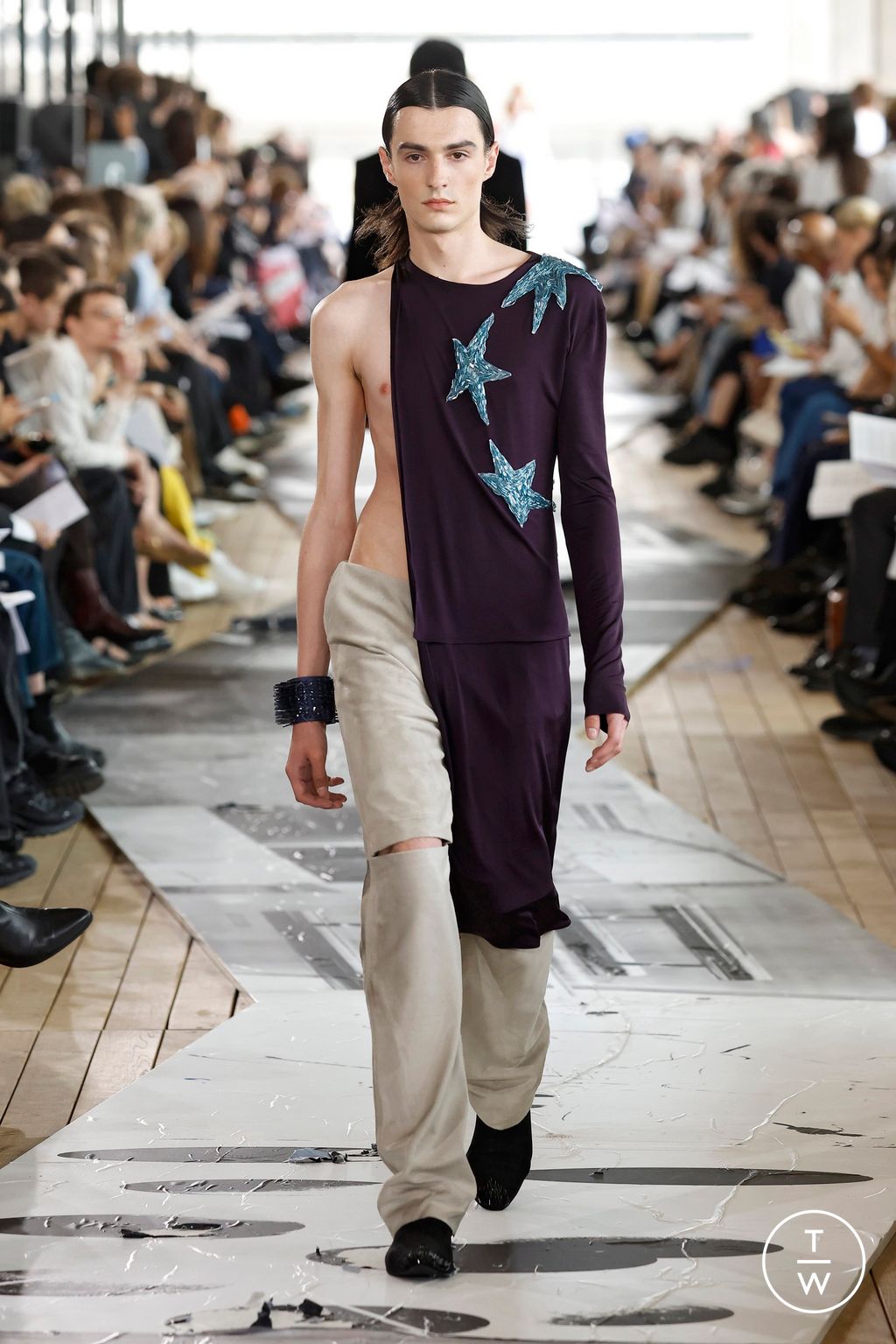 Fashion Week Paris Spring-Summer 2025 look 181 from the IFM PARIS collection menswear