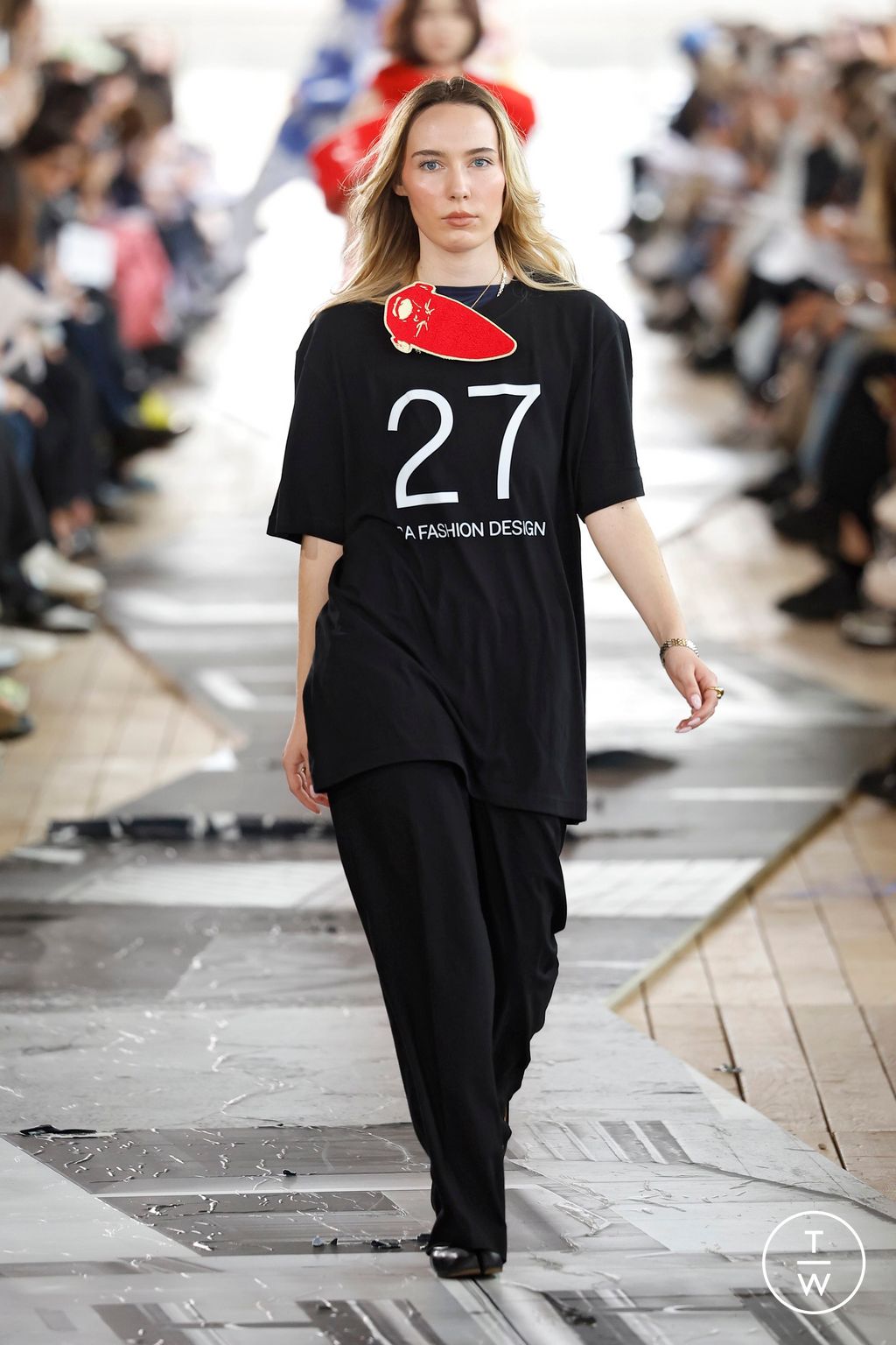 Fashion Week Paris Spring/Summer 2025 look 183 from the IFM PARIS collection menswear