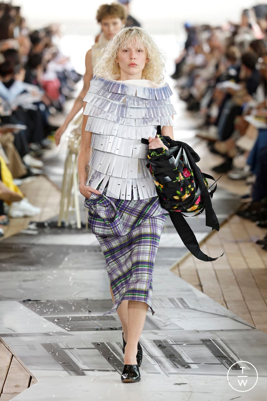 Fashion Week Paris Spring/Summer 2025 look 198 de la collection IFM PARIS menswear