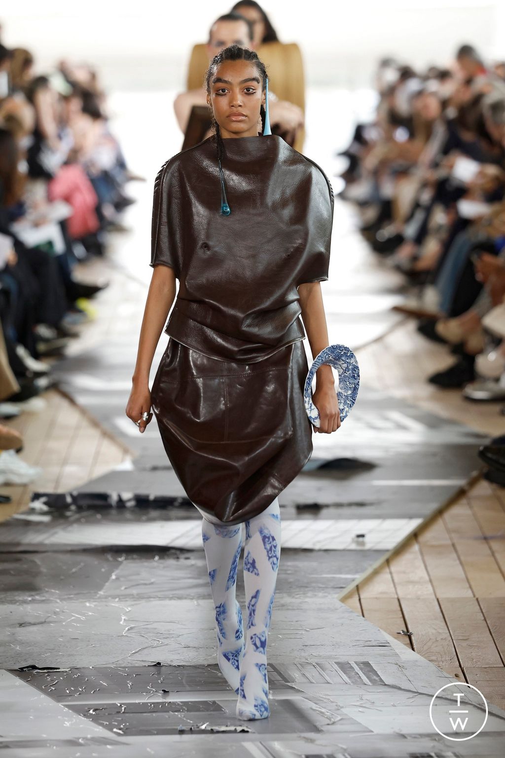 Fashion Week Paris Spring-Summer 2025 look 215 de la collection IFM PARIS menswear