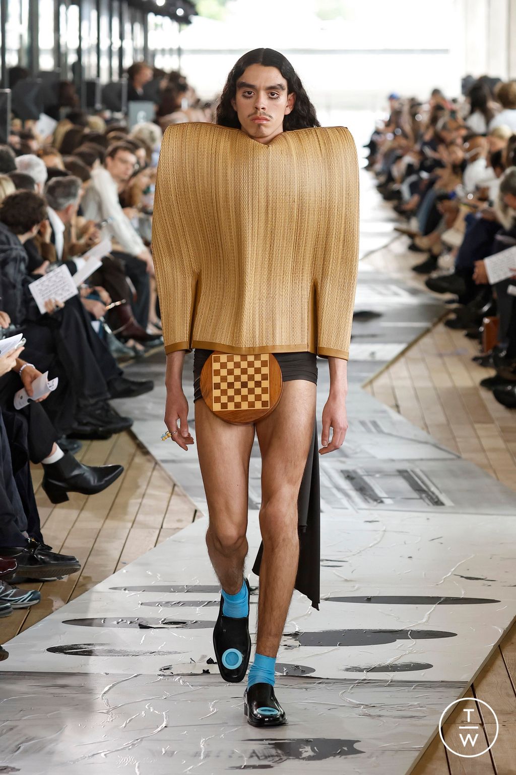 Fashion Week Paris Spring/Summer 2025 look 217 from the IFM PARIS collection menswear