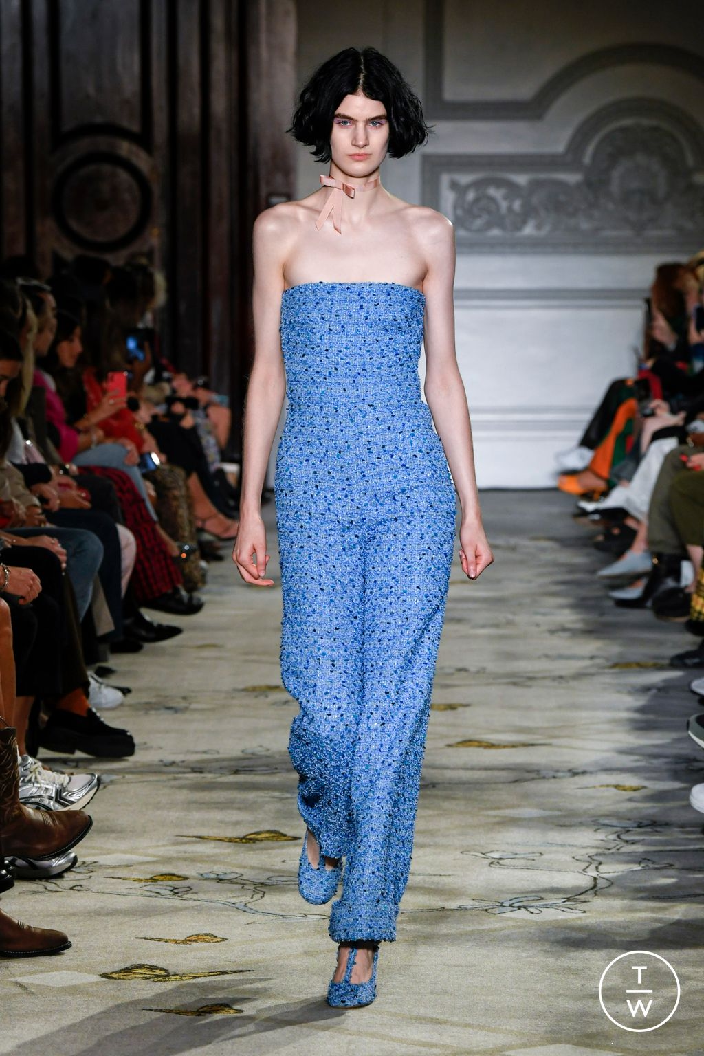 Fashion Week London Spring/Summer 2023 look 9 from the Paul & Joe collection 女装