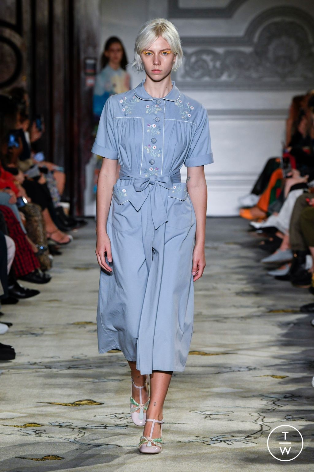 Fashion Week London Spring/Summer 2023 look 10 from the Paul & Joe collection 女装