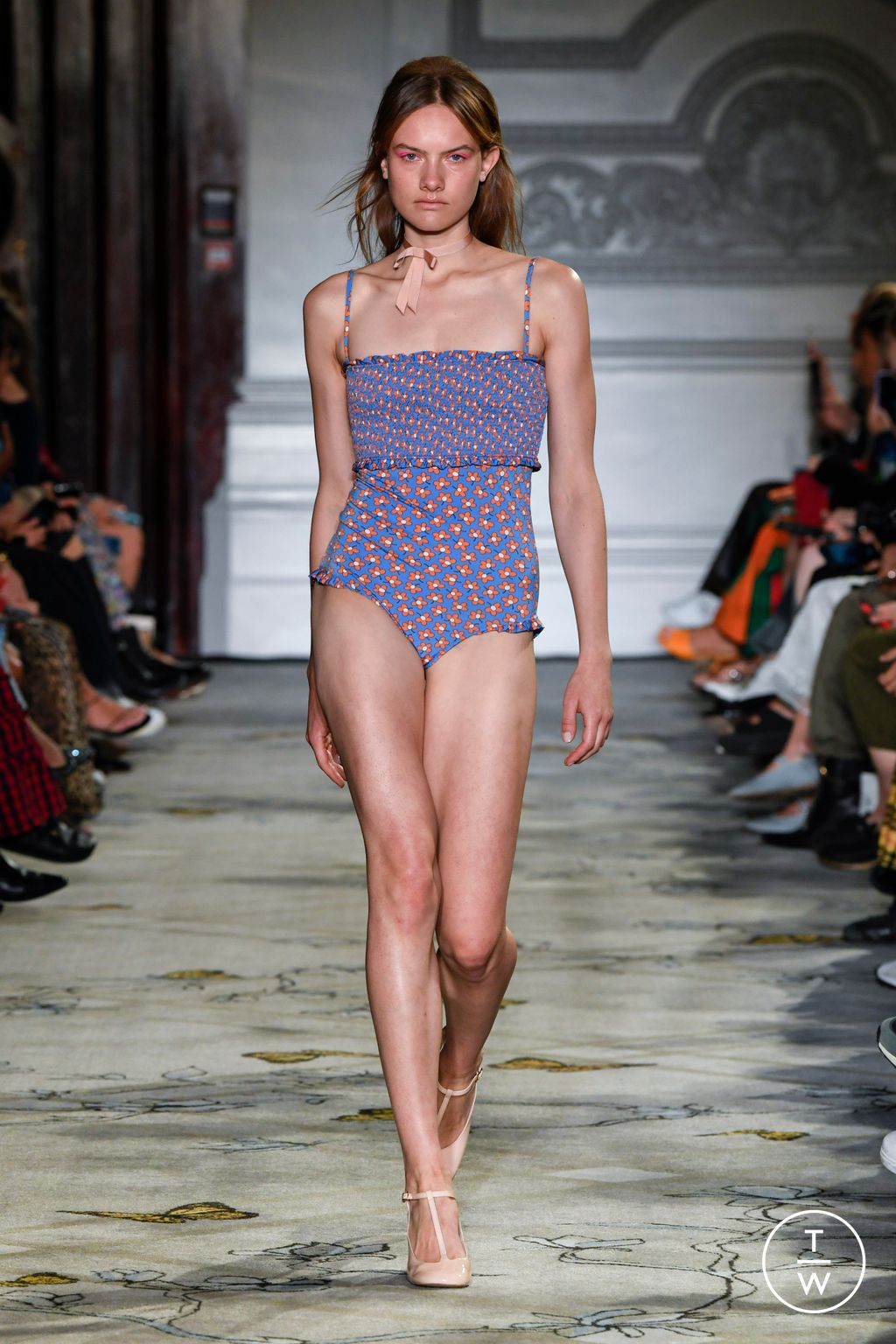 Fashion Week London Spring/Summer 2023 look 17 from the Paul & Joe collection 女装