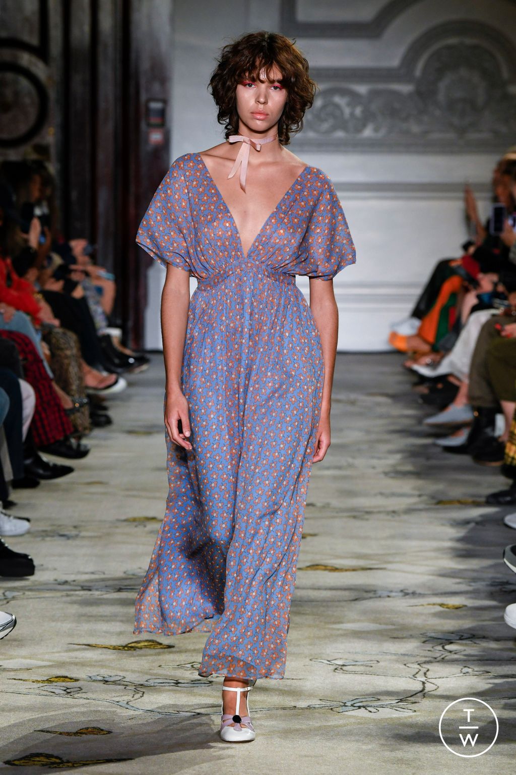 Fashion Week London Spring/Summer 2023 look 18 from the Paul & Joe collection 女装