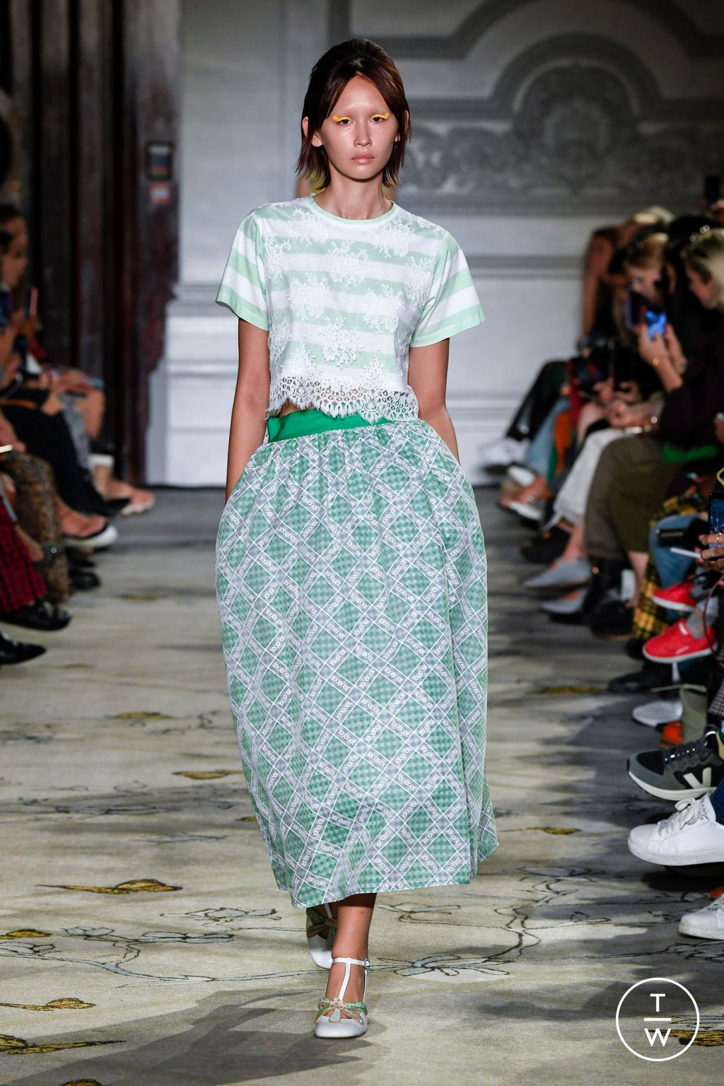 Fashion Week London Spring/Summer 2023 look 25 from the Paul & Joe collection womenswear