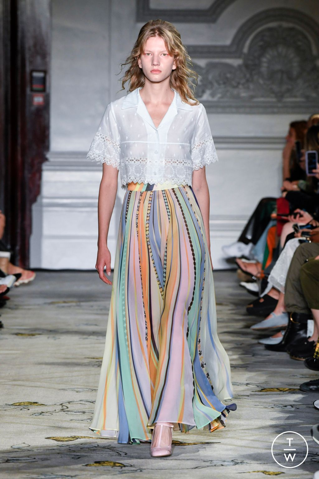 Fashion Week London Spring/Summer 2023 look 30 from the Paul & Joe collection womenswear