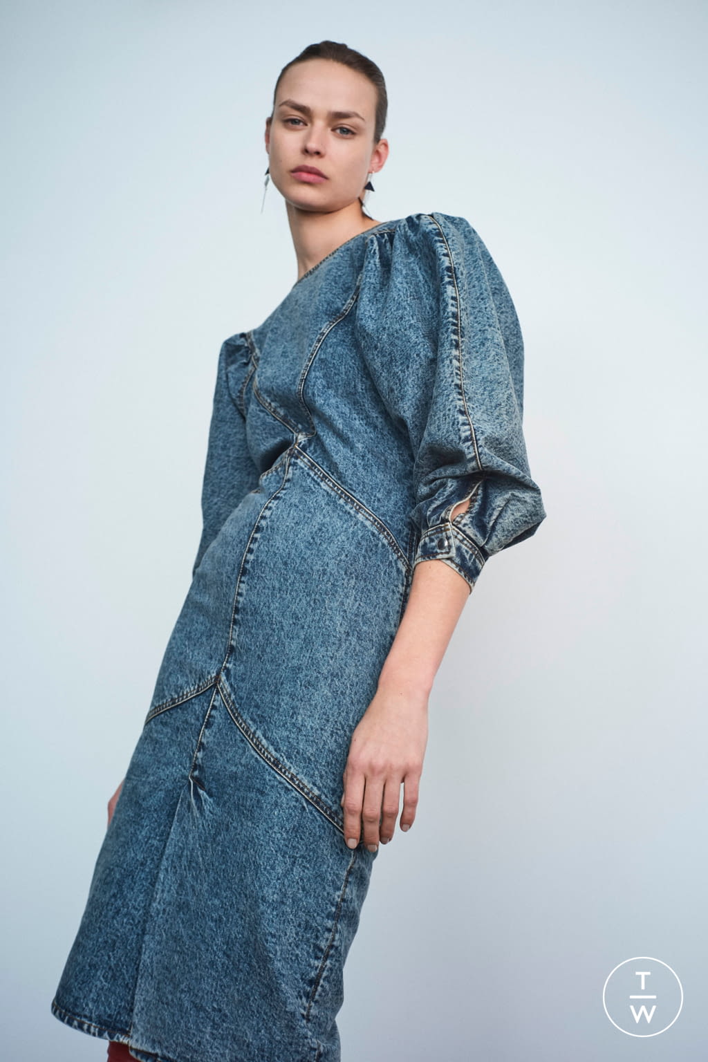 Fashion Week Paris Pre-Fall 2020 look 21 from the Isabel Marant collection 女装