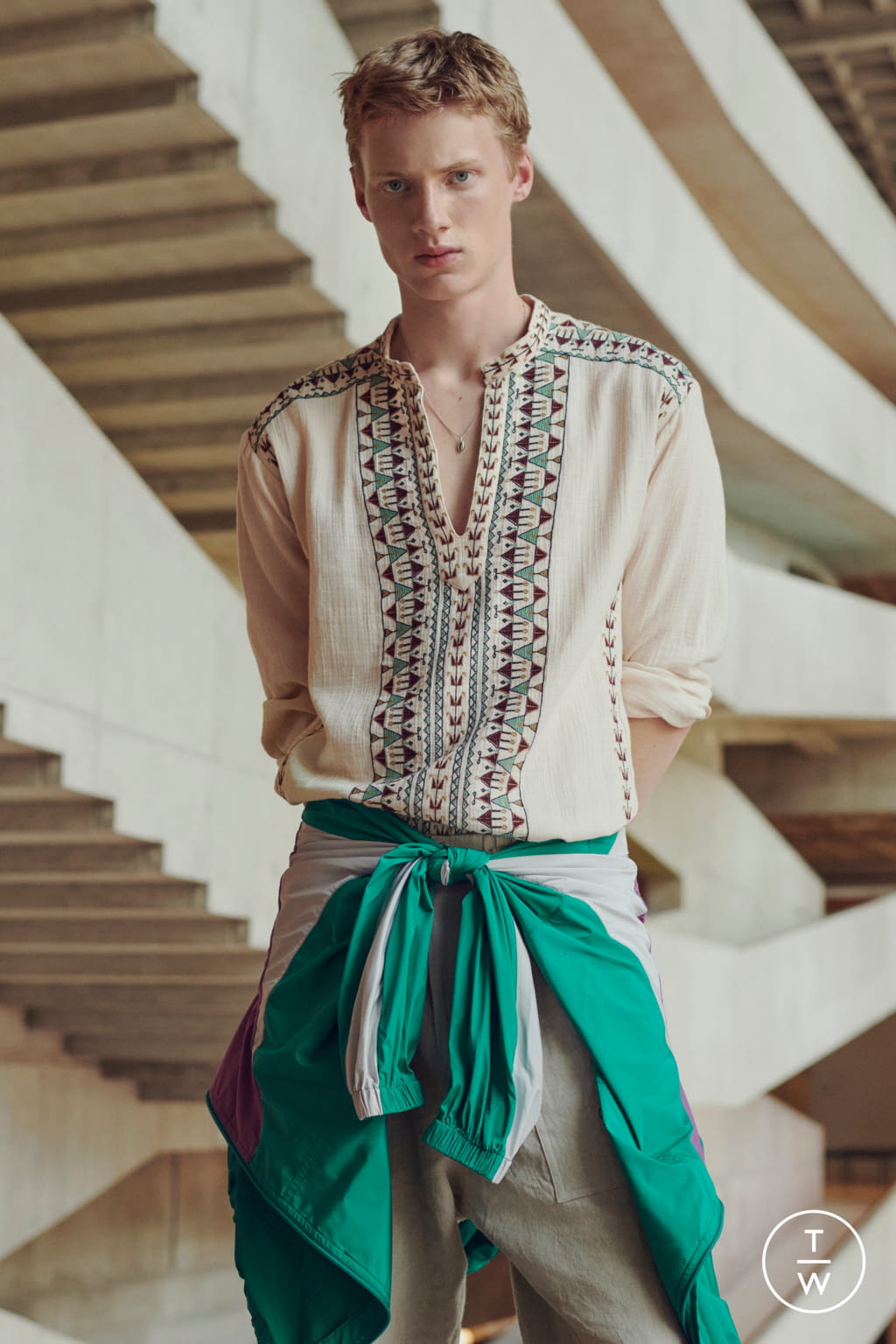 Fashion Week Paris Spring/Summer 2021 look 19 from the Isabel Marant collection menswear