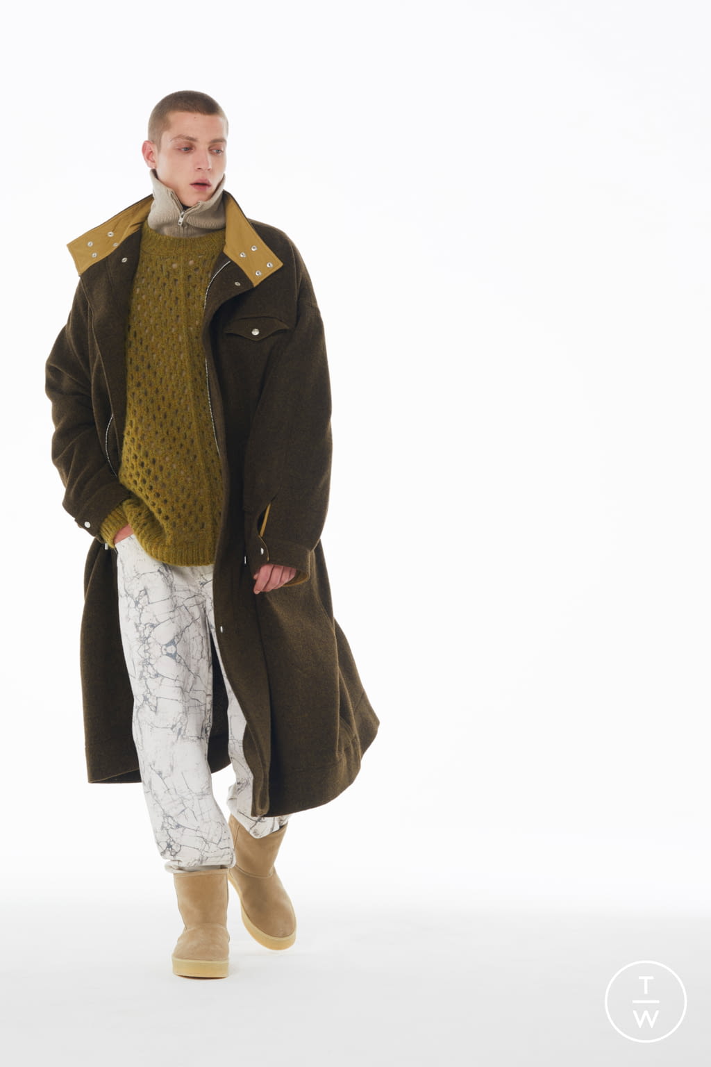 Fashion Week Paris Fall/Winter 2022 look 13 from the Isabel Marant collection 男装